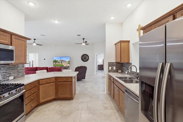 6088 KECKONEN DRIVE, The Villages, FL 32163