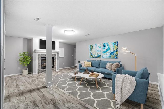 5217 S Powell Avenue, Blue Springs, MO 64015