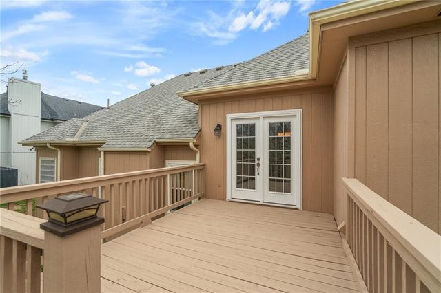 5217 S Powell Avenue, Blue Springs, MO 64015