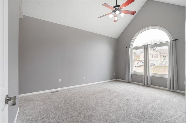 5217 S Powell Avenue, Blue Springs, MO 64015