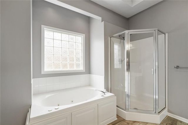 5217 S Powell Avenue, Blue Springs, MO 64015