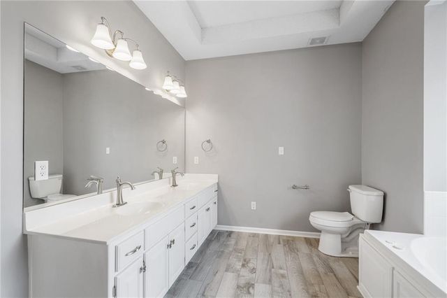 5217 S Powell Avenue, Blue Springs, MO 64015