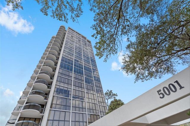 5001 Woodway 103, Houston, TX 77056