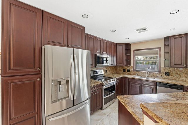 12356 61st Lane N, West Palm Beach, FL 33412