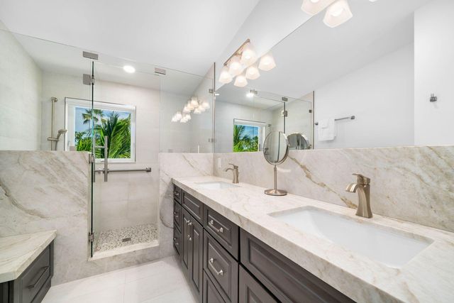 109 Sapodilla Drive, Lower Matecumbe, FL 33036