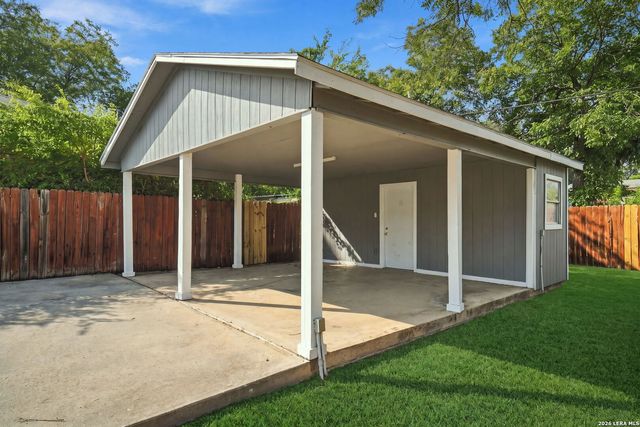 209 Hearne Ave, San Antonio, TX 78225