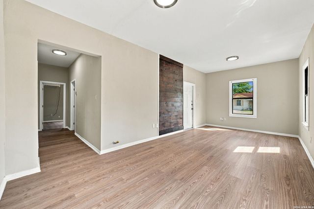 209 Hearne Ave, San Antonio, TX 78225