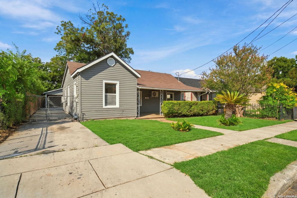 209 Hearne Ave, San Antonio, TX 78225