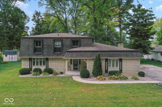 412 Woodland West Drive, Greenfield, IN 46140