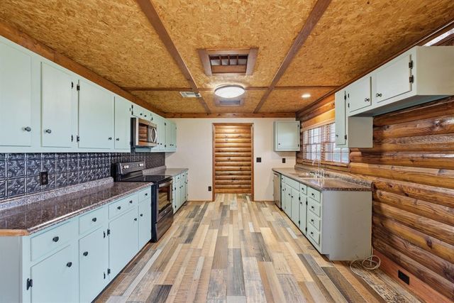 1214 S Dickerson Street, Newcastle, OK 73065