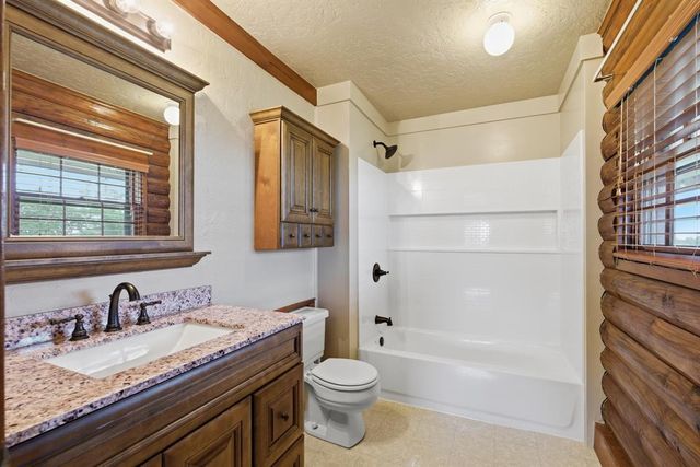 1214 S Dickerson Street, Newcastle, OK 73065