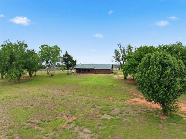 1214 S Dickerson Street, Newcastle, OK 73065