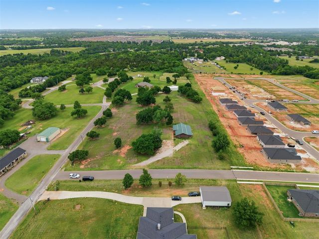 1214 S Dickerson Street, Newcastle, OK 73065