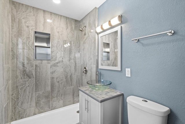 11377 Bridget LANE, Hales Corners, WI 53130