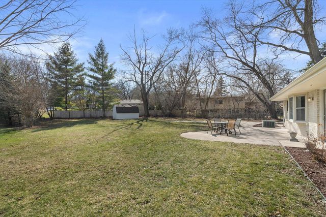 11377 Bridget LANE, Hales Corners, WI 53130