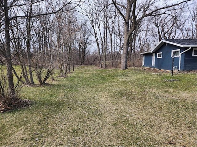 11377 Bridget LANE, Hales Corners, WI 53130