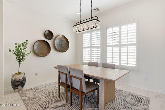 2402 E EVERGLADE Court, Chandler, AZ 85249