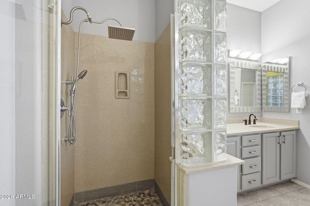 2402 E EVERGLADE Court, Chandler, AZ 85249