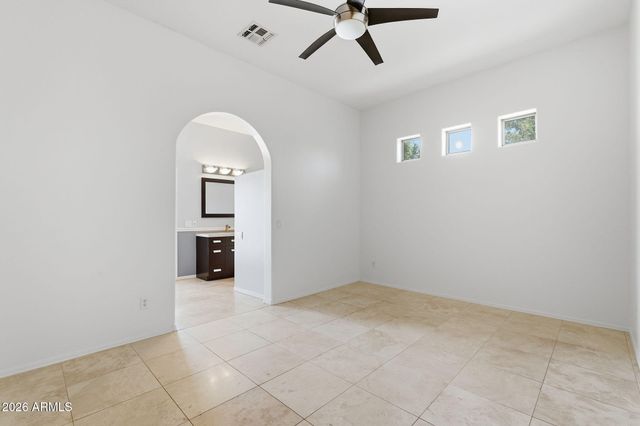 2402 E EVERGLADE Court, Chandler, AZ 85249