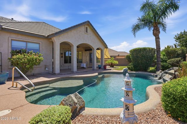 2402 E EVERGLADE Court, Chandler, AZ 85249
