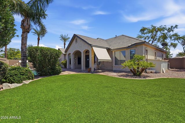 2402 E EVERGLADE Court, Chandler, AZ 85249