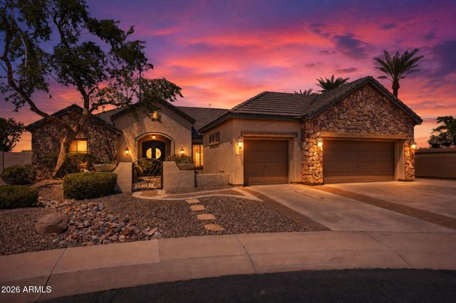 2402 E EVERGLADE Court, Chandler, AZ 85249