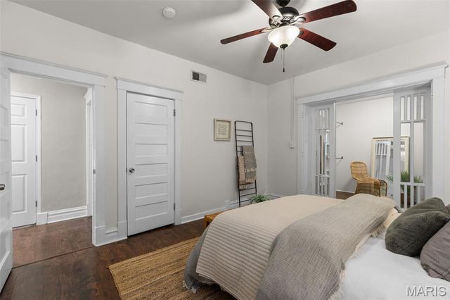 5928 De Giverville Avenue, St Louis, MO 63112