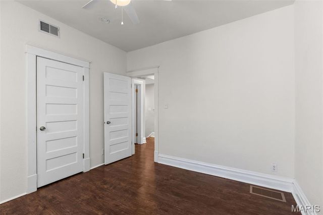5928 De Giverville Avenue, St Louis, MO 63112