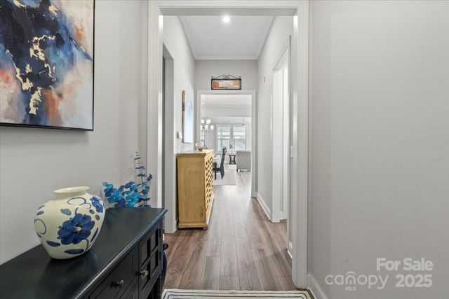 7343 Overjoyed Crossing 318, Charlotte, NC 28215