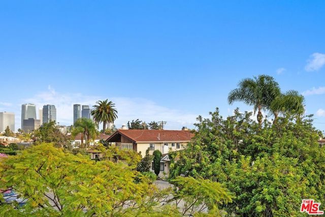 1220 Manning Avenue 7, Los Angeles, CA 90024