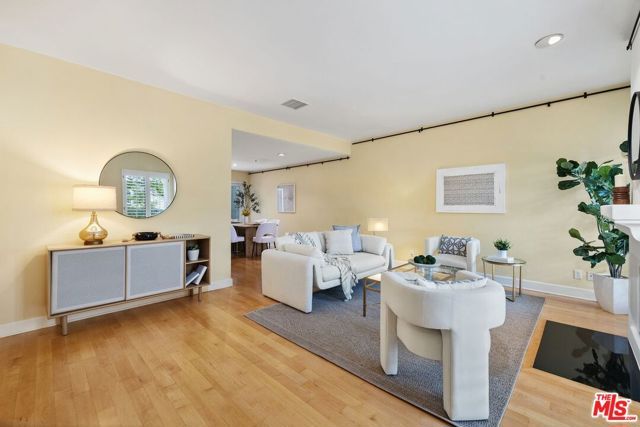 1220 Manning Avenue 7, Los Angeles, CA 90024