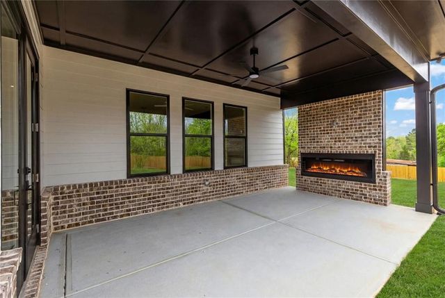 47 Mangum Lane, Pendergrass, GA 30567