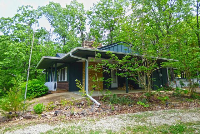 275 Okmulgee Drive, Cherokee Village, AR 72529
