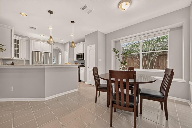 6211 Knollwood Trail, Spring, TX 77373