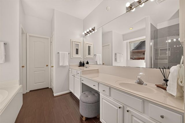 6211 Knollwood Trail, Spring, TX 77373