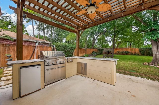 6211 Knollwood Trail, Spring, TX 77373
