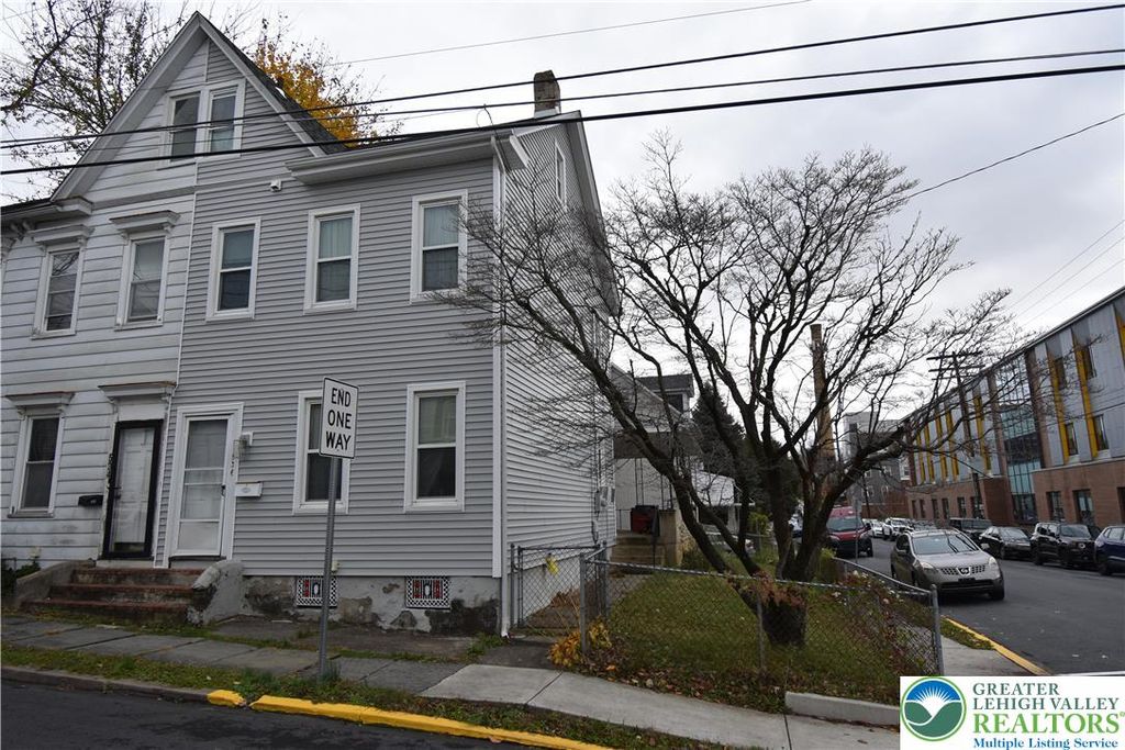 536 Reynolds Street, Easton, PA 18042