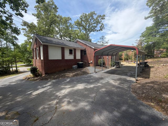 411 Ridgecrest Drive, Elberton, GA 30635