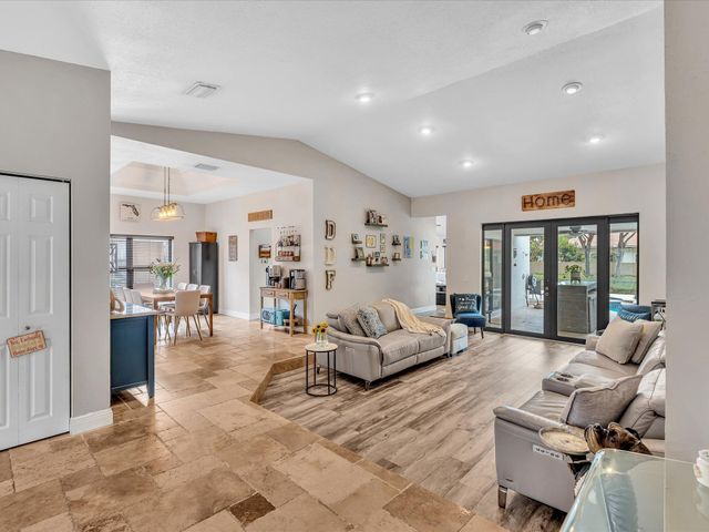 8929 NW 53rd Manor, Coral Springs, FL 33067