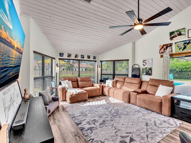 8929 NW 53rd Manor, Coral Springs, FL 33067