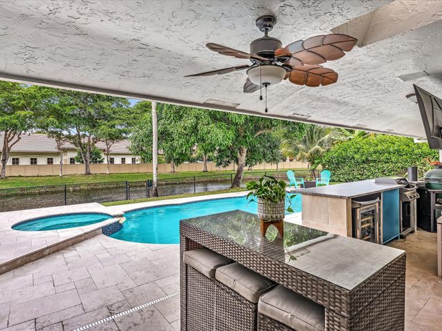 8929 NW 53rd Manor, Coral Springs, FL 33067