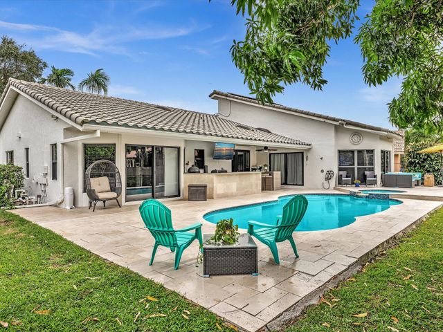 8929 NW 53rd Manor, Coral Springs, FL 33067