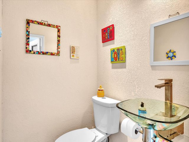 8929 NW 53rd Manor, Coral Springs, FL 33067