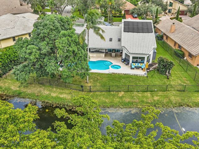 8929 NW 53rd Manor, Coral Springs, FL 33067