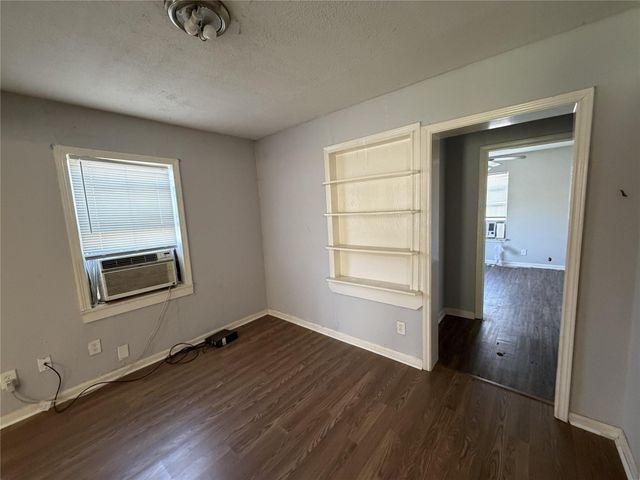 2409 Hodges Street, Baytown, TX 77521