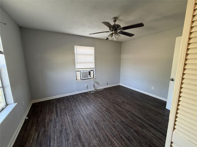 2409 Hodges Street, Baytown, TX 77521