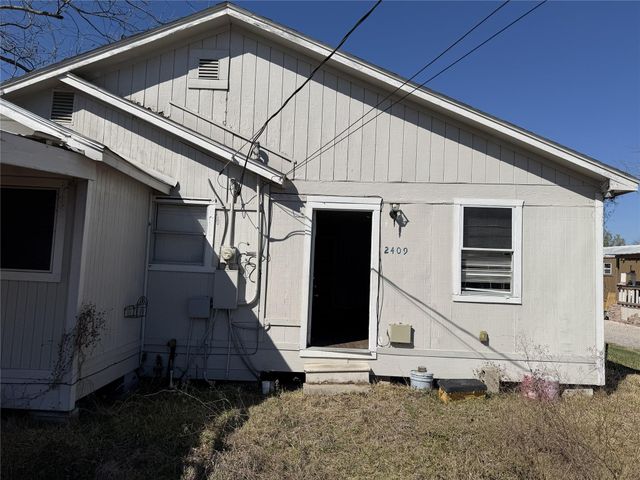 2409 Hodges Street, Baytown, TX 77521