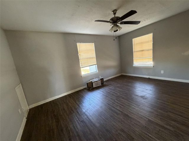 2409 Hodges Street, Baytown, TX 77521