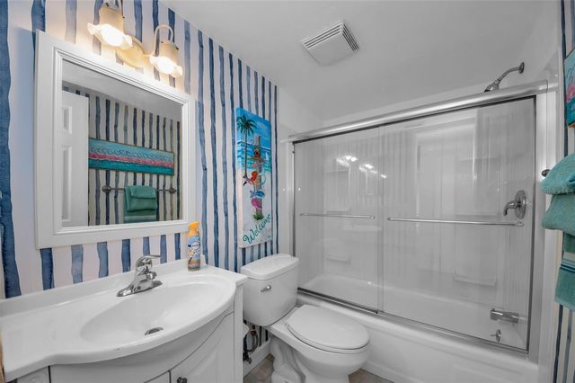 421 WINDRUSH BAY DRIVE 421, Tarpon Springs, FL 34689