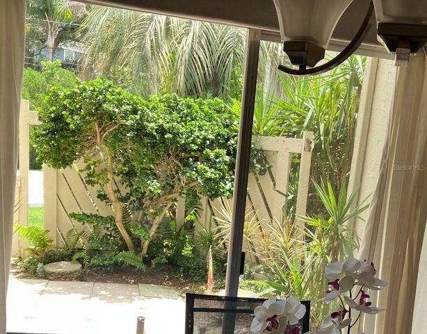 421 WINDRUSH BAY DRIVE 421, Tarpon Springs, FL 34689